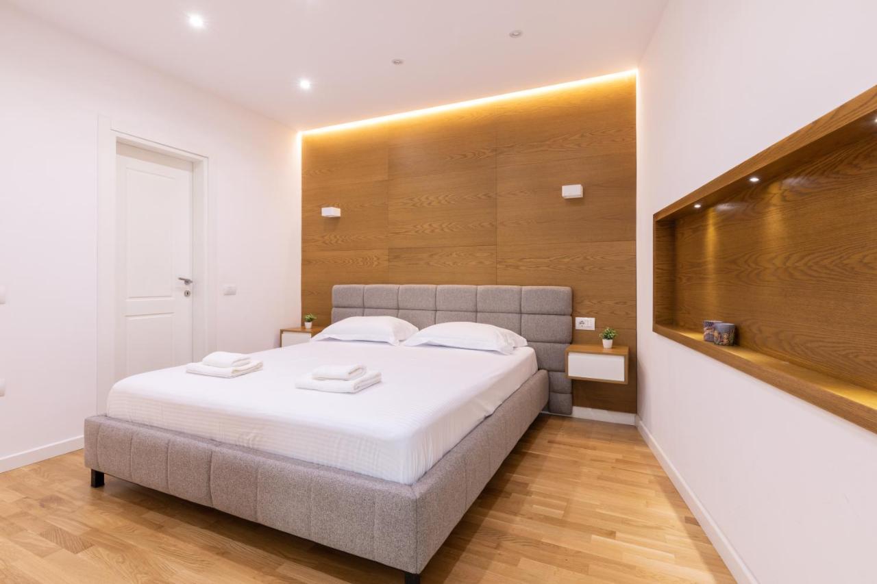 Exclusive 2 Bedrooms Apartment Tirana Eksteriør billede