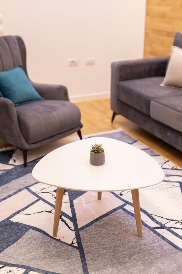 Exclusive 2 Bedrooms Apartment Tirana Eksteriør billede