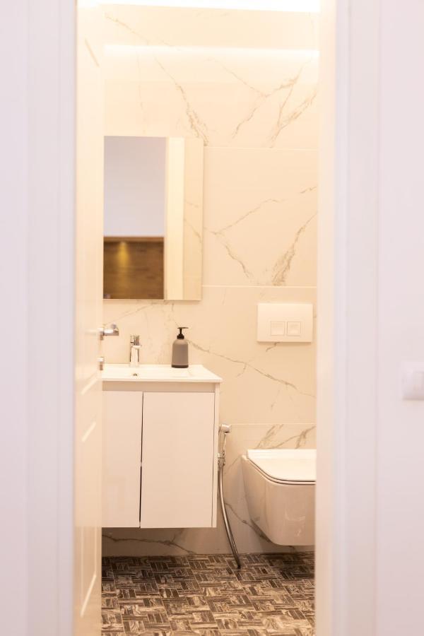 Exclusive 2 Bedrooms Apartment Tirana Eksteriør billede